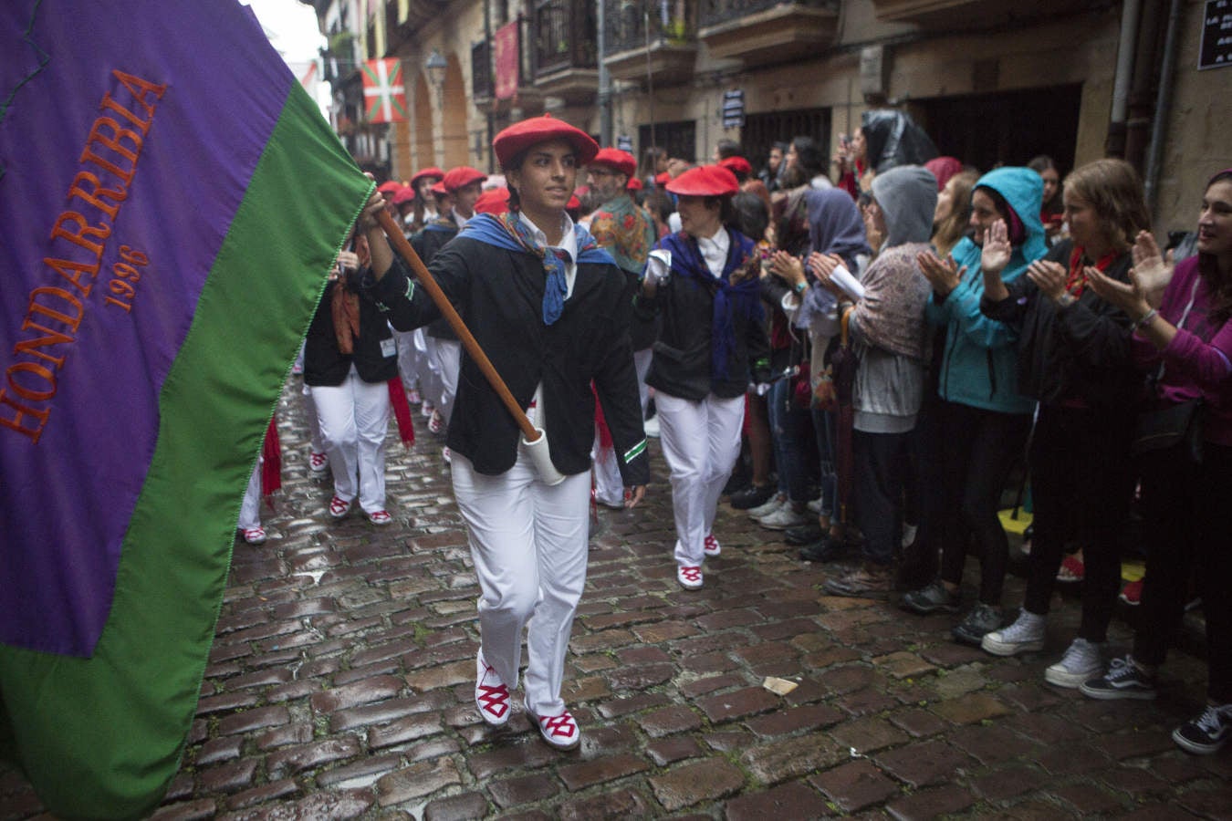 Fotos: La compañía Jaizkibel desfila sin incidentes