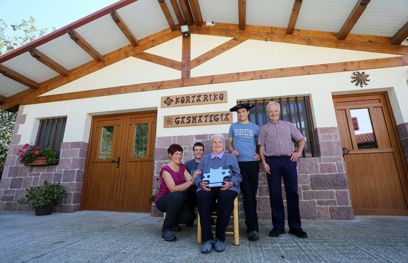Fotos: Un día con Julen Arburua, ganador del concurso de quesos de Ordizia