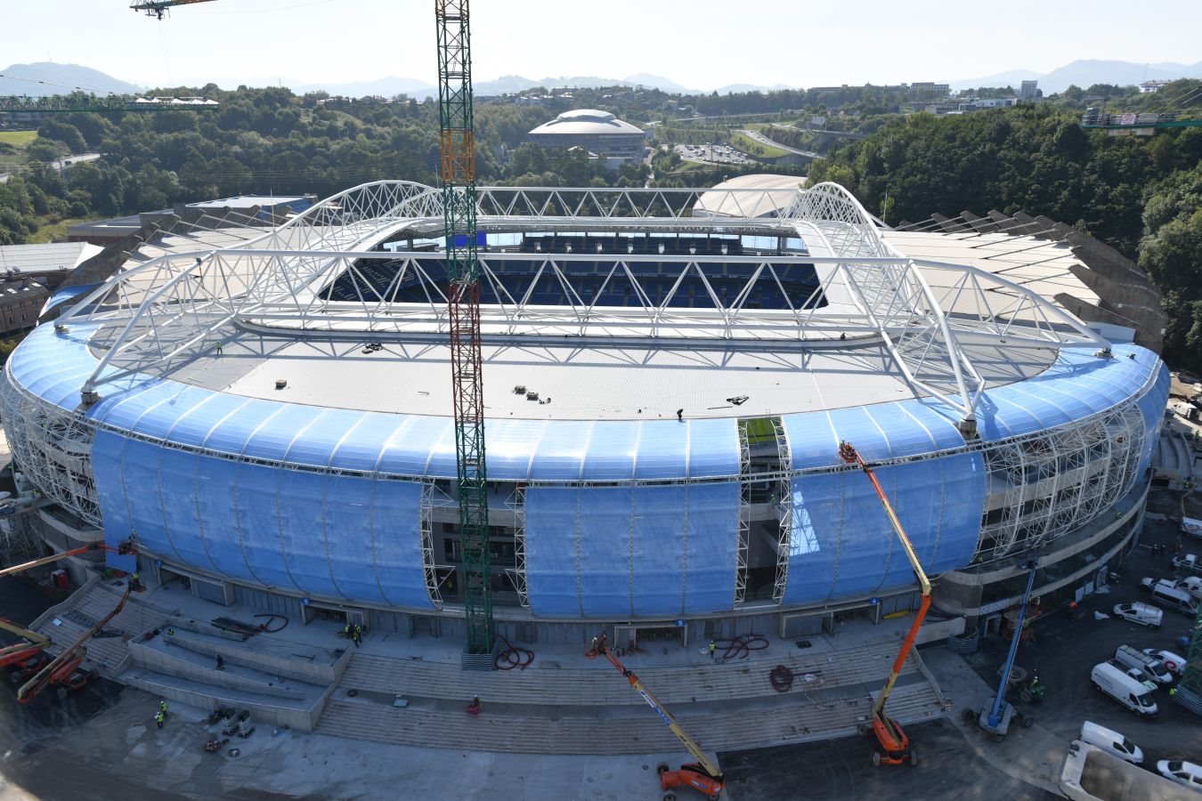 Vistas exteriores del nuevo estadio de Anoeta.