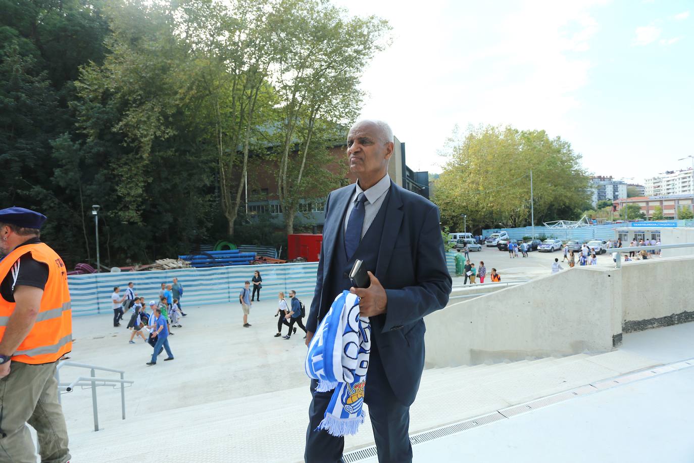 Expectación entre los aficionados de la Real Sociedad por conocer y estrenar el nuevo Reale Arena