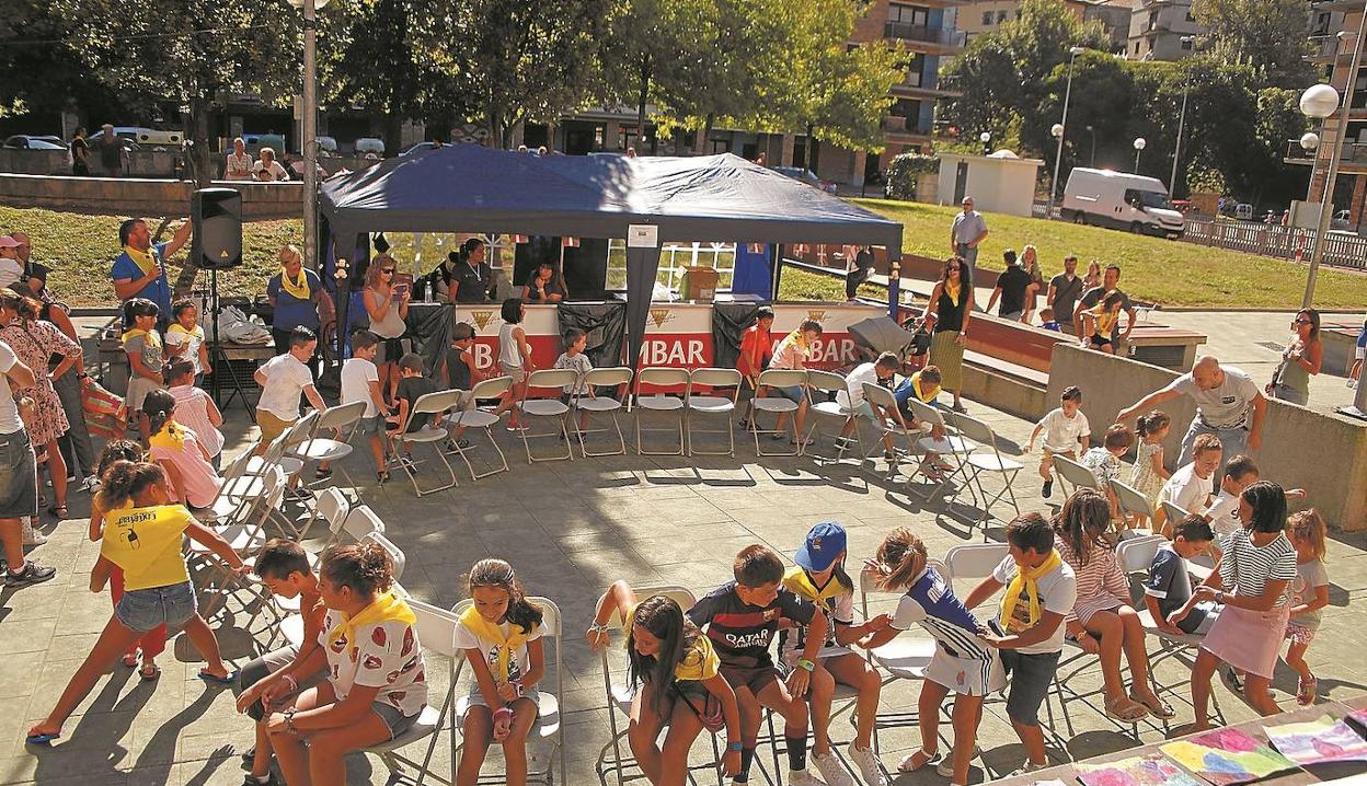 Niños y mayores disfrutarán hoy de las actividades en la jornada central de las fiestas de Etxeberri.