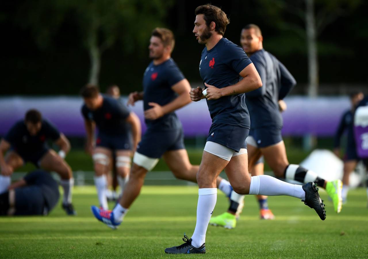 La selección francesa de rugby está preparando el Mundial de Japón junto al monte Fuji. Las vistas son impresionantes. 