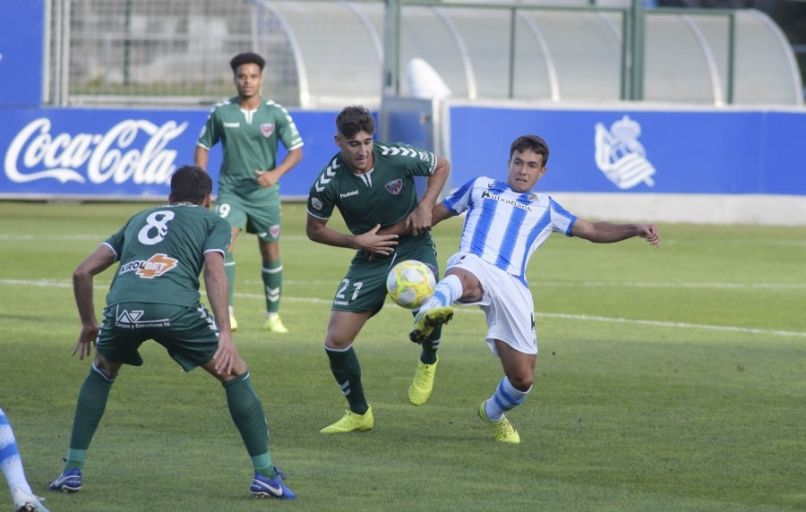 El filial realista logra un importante triunfo en Zubieta con un Garrido que resulta fundamental gracias a sus dos goles. 