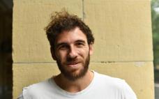 «Los jóvenes somos más propensos a repartir los trabajos del hogar»