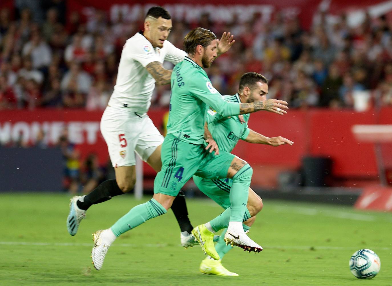 Las mejores imáganes del partido entre el Sevilla y el Real Madrid, disputado en el Sánchez Pizjuán.