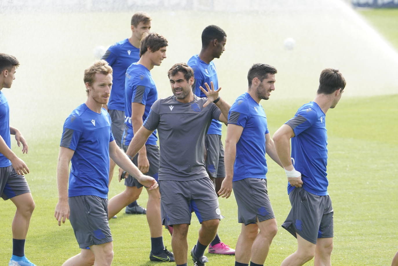 Fotos: Real Sociedad, todo a punto para enfrentarse al Alavés