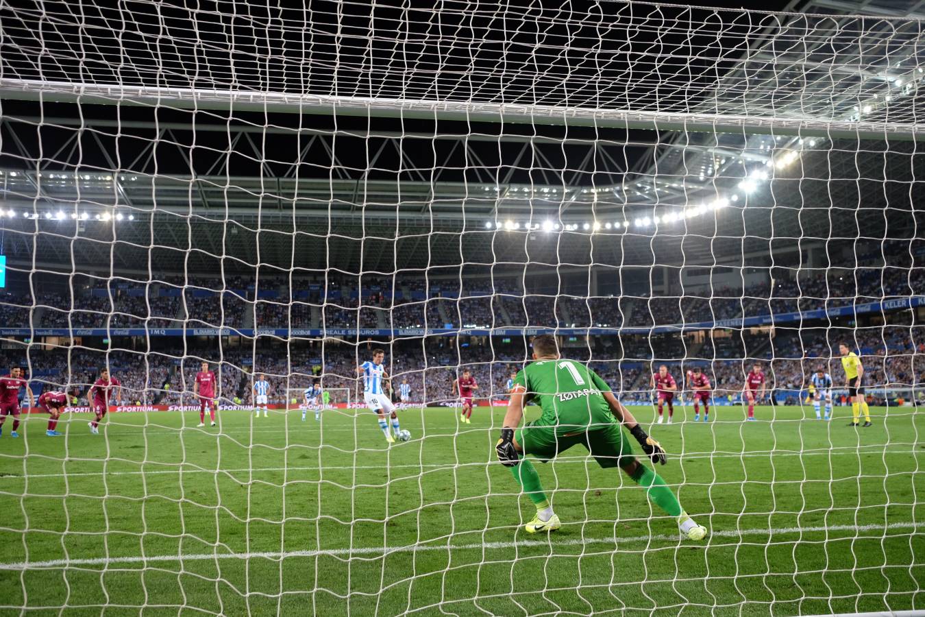 El Reale Arena es el escenario en el que se disputa el derbi vasco. 