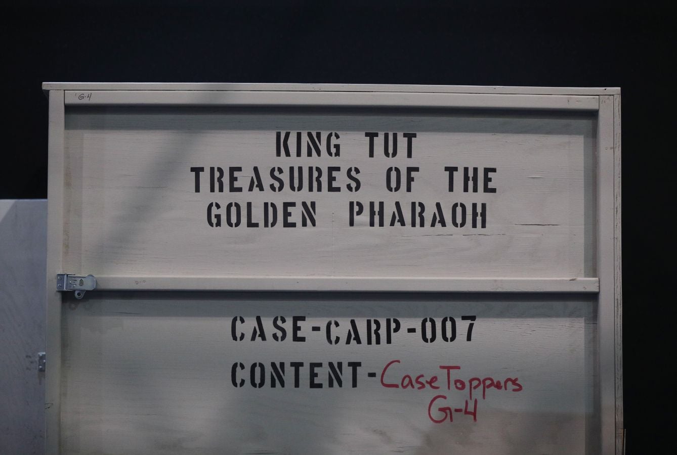 La exposición 'Tutankamón: tesoros del faraón dorado' viaja de París a Londres. La muestra se abrirá el 2 de noviembre en la galería Saatchi de Londres