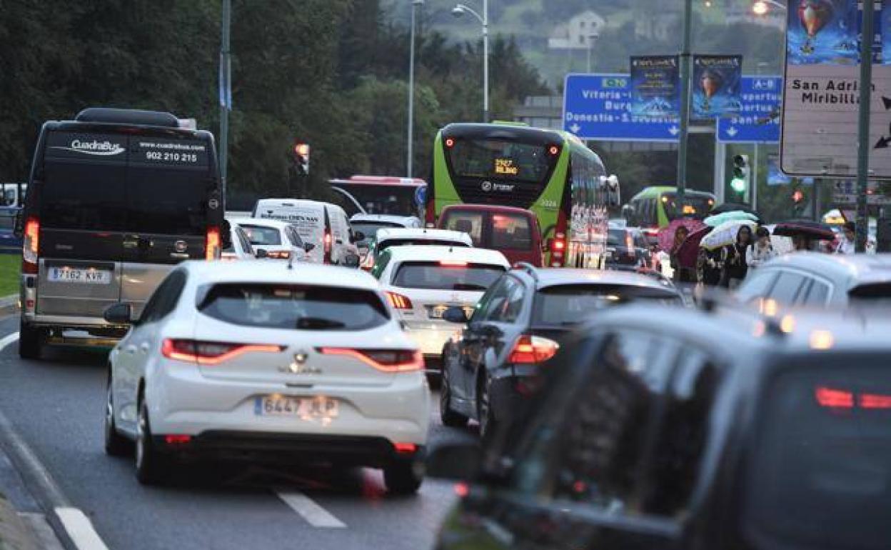 La huelga del metal siembra el caos en Bilbao
