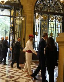 Imagen secundaria 2 - Euskaltzaindia fija su mirada en la internacionalización y la digitalización