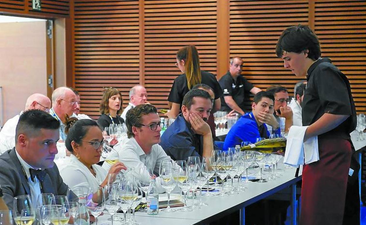 Un momento de la cata de Juvé&Camps.