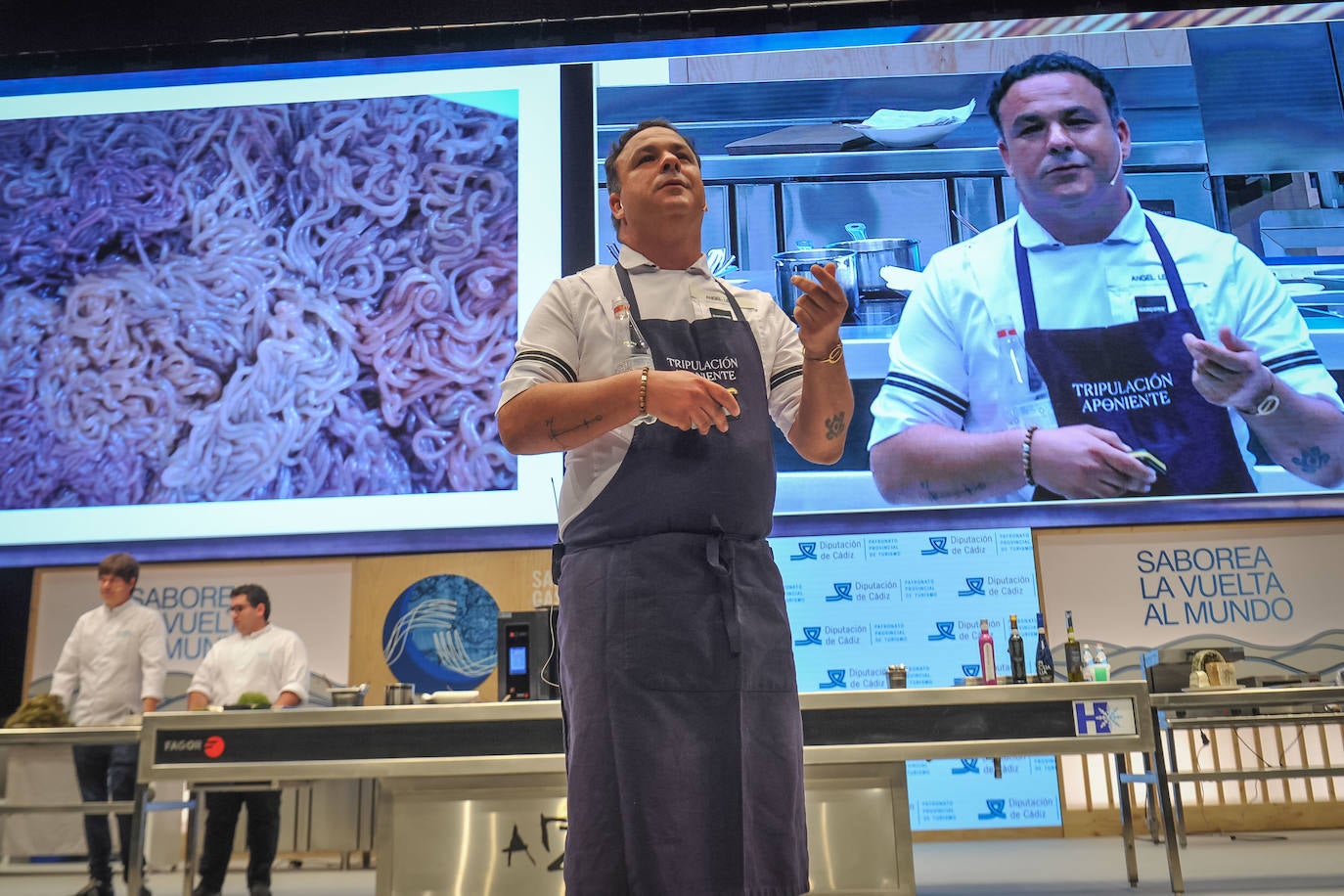 La influencia de Juan Sebastián Elcano en la tradición de la parrilla de Getaria, las palabras de Joan Roca, del tres estrellas Michelin El Celler de Can Roca (Girona), los hongos marinos descubiertos por el triestrellado Ángel León (Aponiente) o la reinvención de la tradición colombiana a cargo de Leonor Espinosa han destacado este martes en la segunda jornada de San Sebastian Gastronomika