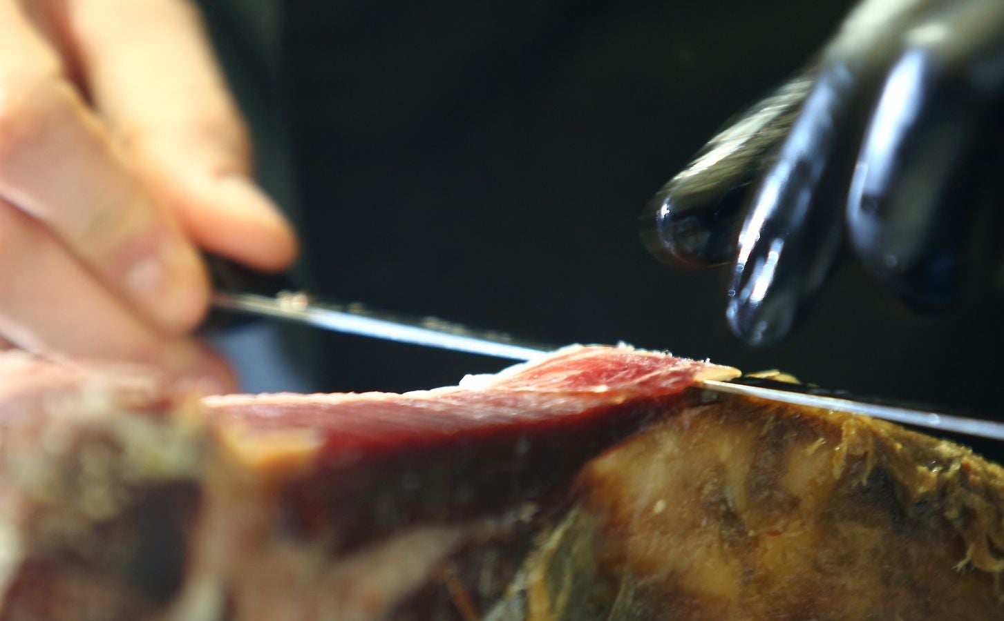 El concurso de parrillas es el evento destacado de la tercera jornada del congreso gastronómico