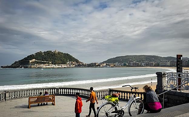 Jornada agradable este jueves en Donostia. 