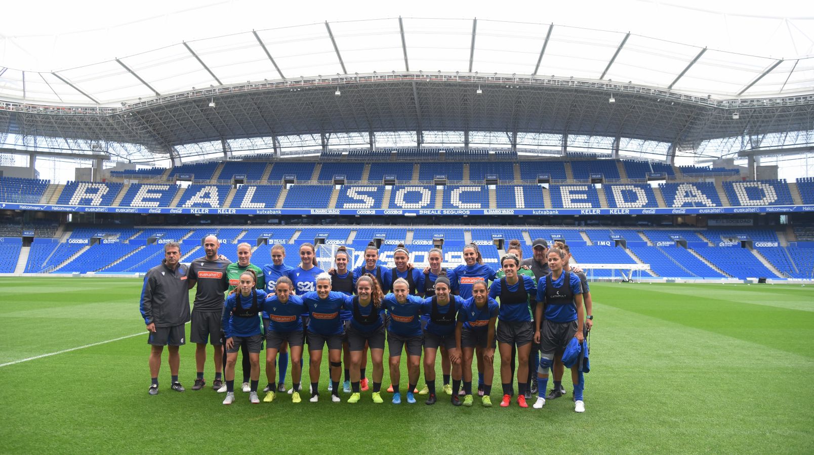 Las de Gonzalo Arconada se han ejercitado en el estadio en la última sesión preparatoria del derbi del domingo ante el Athletic
