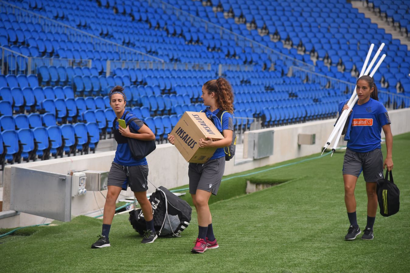 Las de Gonzalo Arconada se han ejercitado en el estadio en la última sesión preparatoria del derbi del domingo ante el Athletic