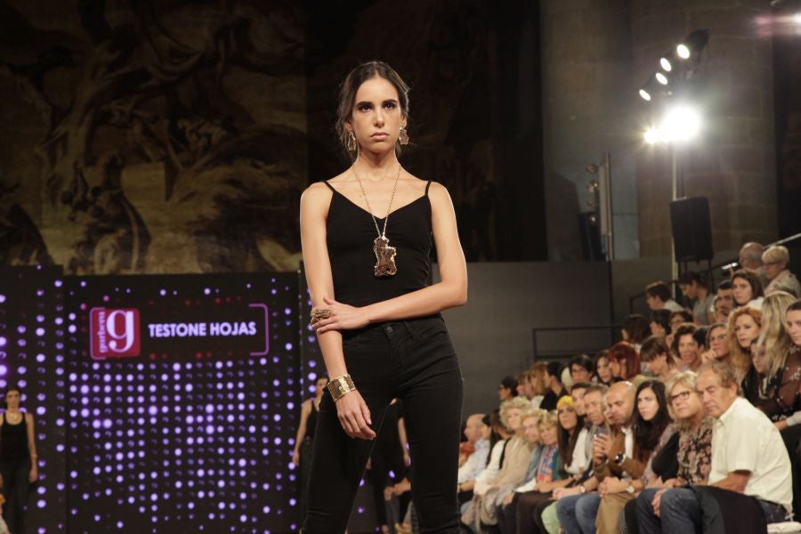 Mosquito Blue, Molupita, O`Farril, La Romantique, Telarista Urbana, Maider Alzaga, Luhei, Testone Hojas, Laia Varela, Davidi Dú, Anhelo, Sastrería Aldabaldetreku e Inge Zubeldia han desfilado en la pasarela de San Telmo este sábado 