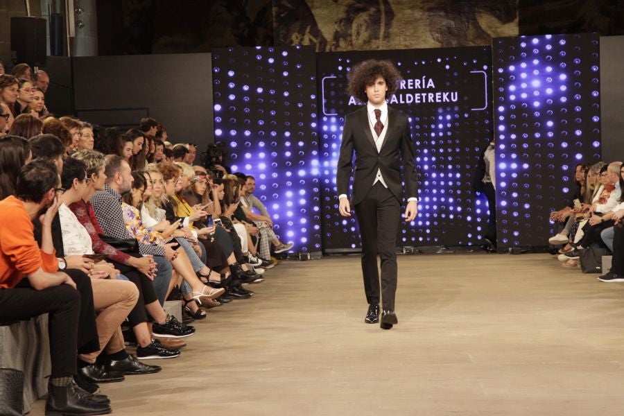 Mosquito Blue, Molupita, O`Farril, La Romantique, Telarista Urbana, Maider Alzaga, Luhei, Testone Hojas, Laia Varela, Davidi Dú, Anhelo, Sastrería Aldabaldetreku e Inge Zubeldia han desfilado en la pasarela de San Telmo este sábado 