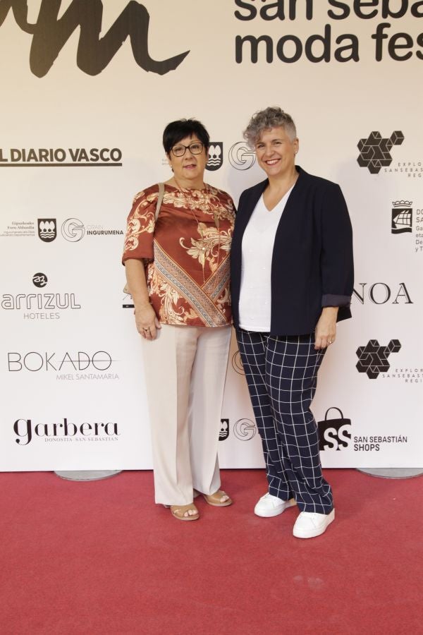 Este sábado, por la mañana, el Museo San Telmo acoge los quince desfiles de diseñadores guipuzcoanos y comercios multimarca: Mosquito Blue, Molupita, O`Farril, La Romantique, Telarista Urbana, Maider Alzaga, Luhei, Testone Hojas, Laia Varela, Davidi Dú, Anhelo, Sastrería Aldabaldetreku, Inge Zubeldia. 