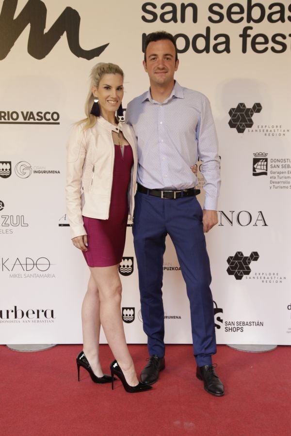 Este sábado, por la mañana, el Museo San Telmo acoge los quince desfiles de diseñadores guipuzcoanos y comercios multimarca: Mosquito Blue, Molupita, O`Farril, La Romantique, Telarista Urbana, Maider Alzaga, Luhei, Testone Hojas, Laia Varela, Davidi Dú, Anhelo, Sastrería Aldabaldetreku, Inge Zubeldia. 