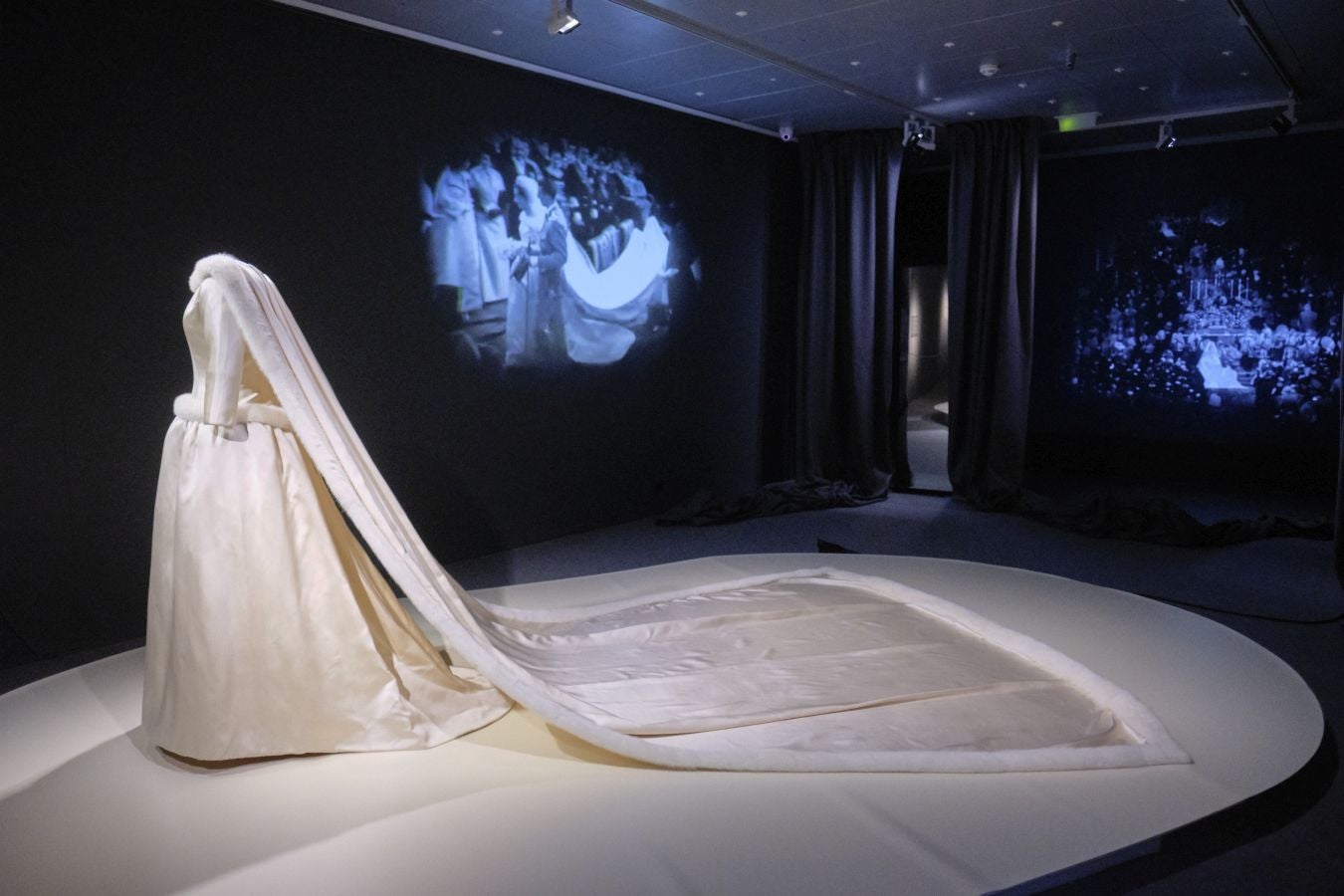 Fotos: El Museo Balenciaga inaugura la exposición &#039;Fabiola de Bélgica. Vestido nupcial&#039;