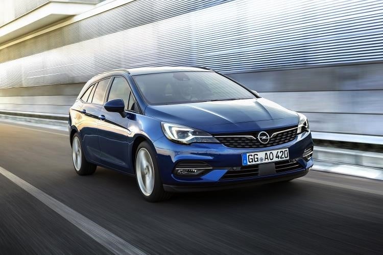 Fotos: Opel Astra, una gama mucho más eficiente