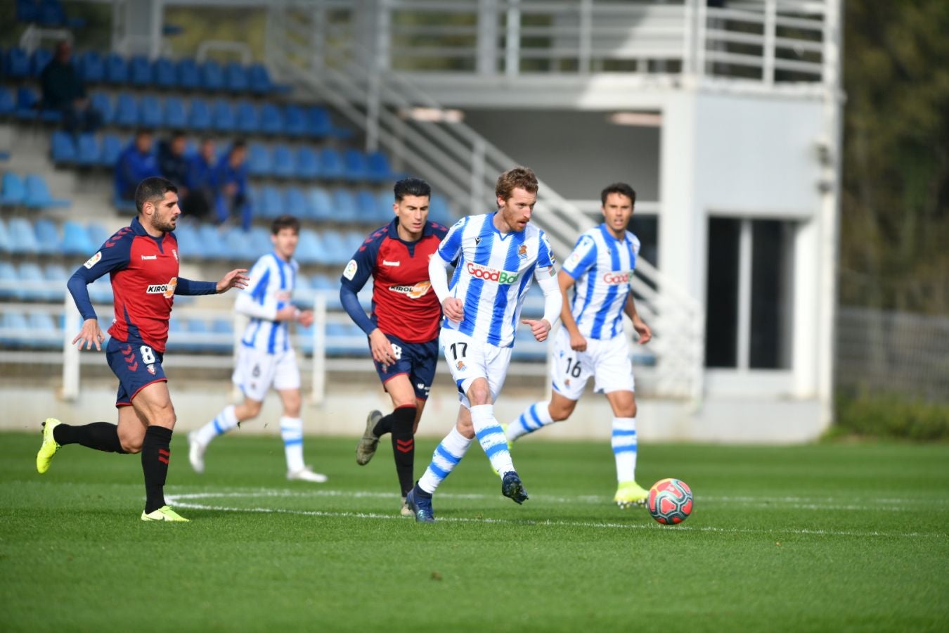 Los de Imanol Alguacil han puesto el juego y las ocasiones, pero los rojillos se han llevado el partido
