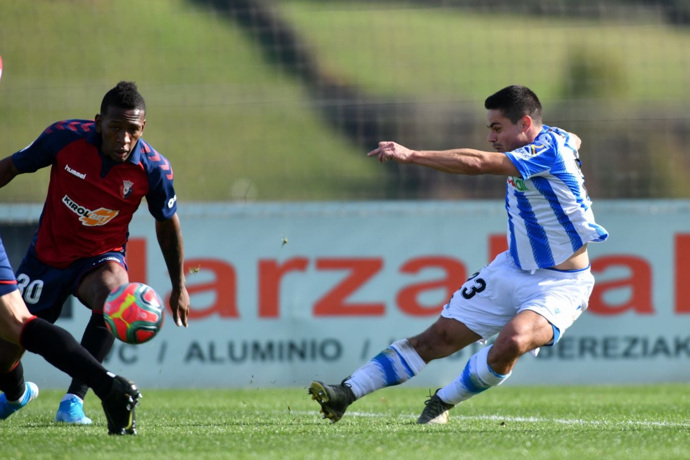 Los de Imanol Alguacil han puesto el juego y las ocasiones, pero los rojillos se han llevado el partido