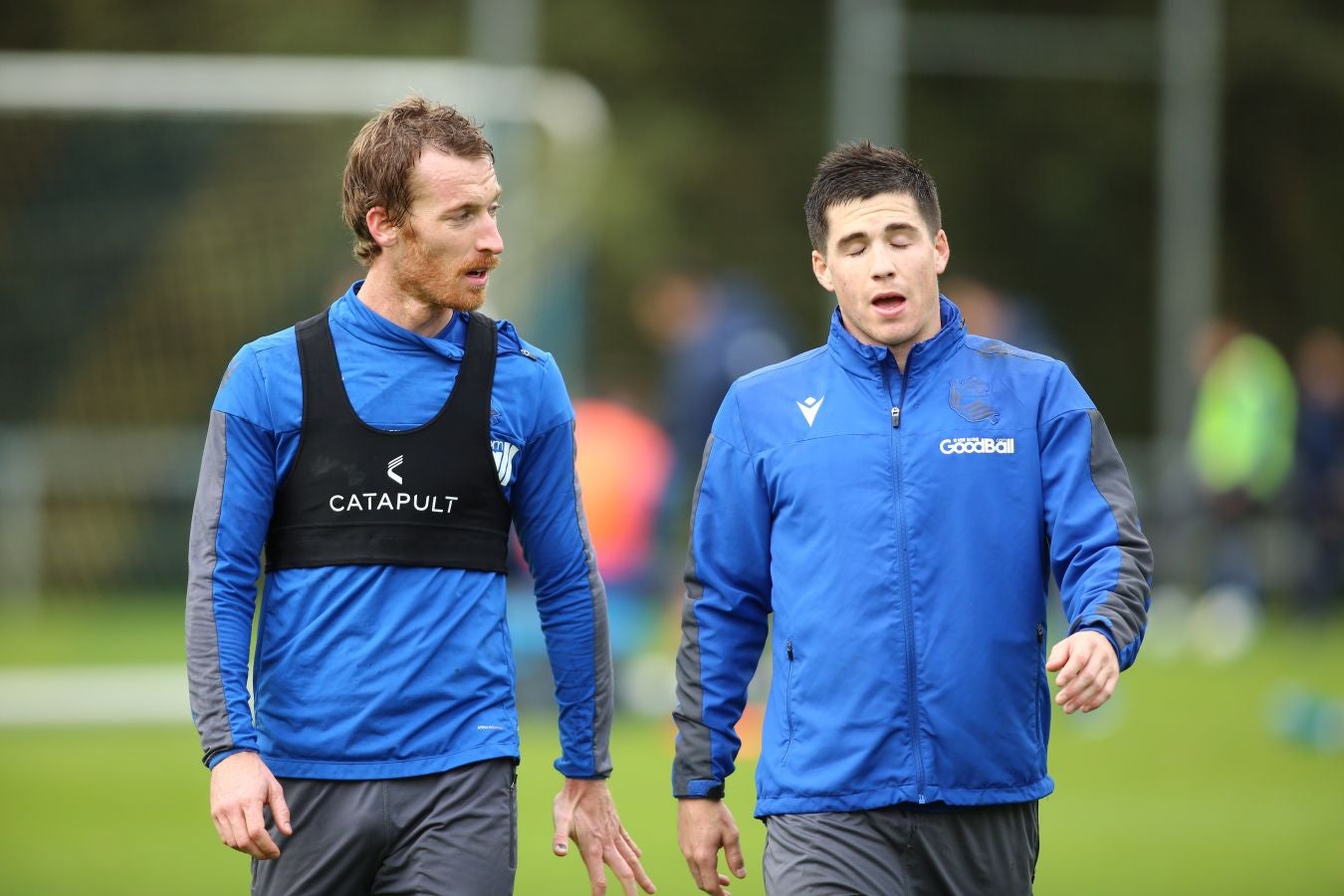 Moyá, Remiro, Zubiaurre, Llorente, Zaldua, Monreal, Merino, Zurutuza, Zubeldia, Portu y Willian José han saltado al verde. 