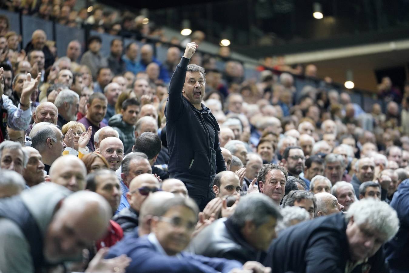 El navarro ha derrotado 22-16 a Altuna III en una final muy emocionante disputada en el Navarra Arena. 