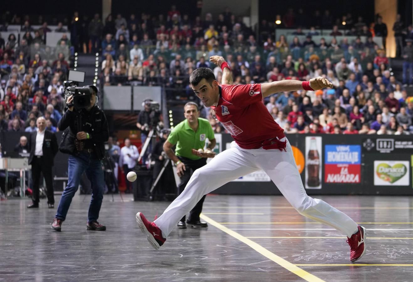 El navarro ha derrotado 22-16 a Altuna III en una final muy emocionante disputada en el Navarra Arena. 