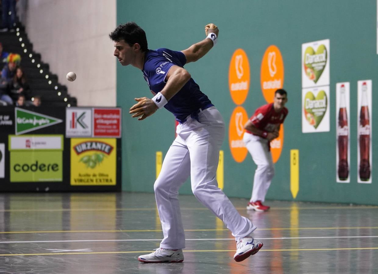 El navarro ha derrotado 22-16 a Altuna III en una final muy emocionante disputada en el Navarra Arena. 