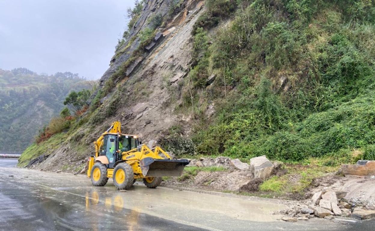 Desprendimiento en el tramo Zarautz-Getaria. 