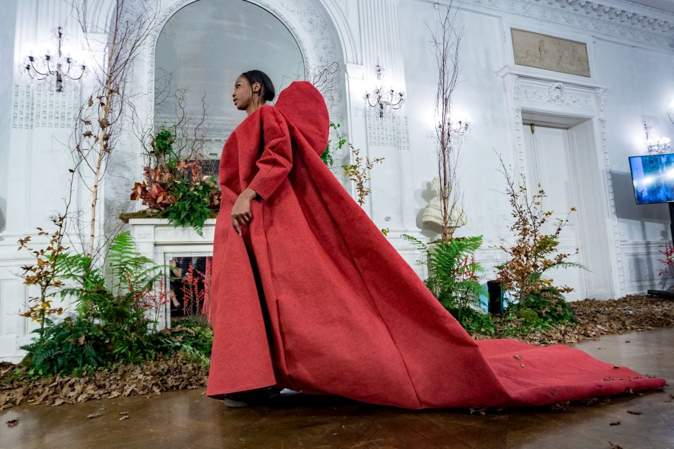 El desfile que tuvo lugar en el Palacio de Miramar abre la Semana de Prevención de Residuos de Gipuzkoa.