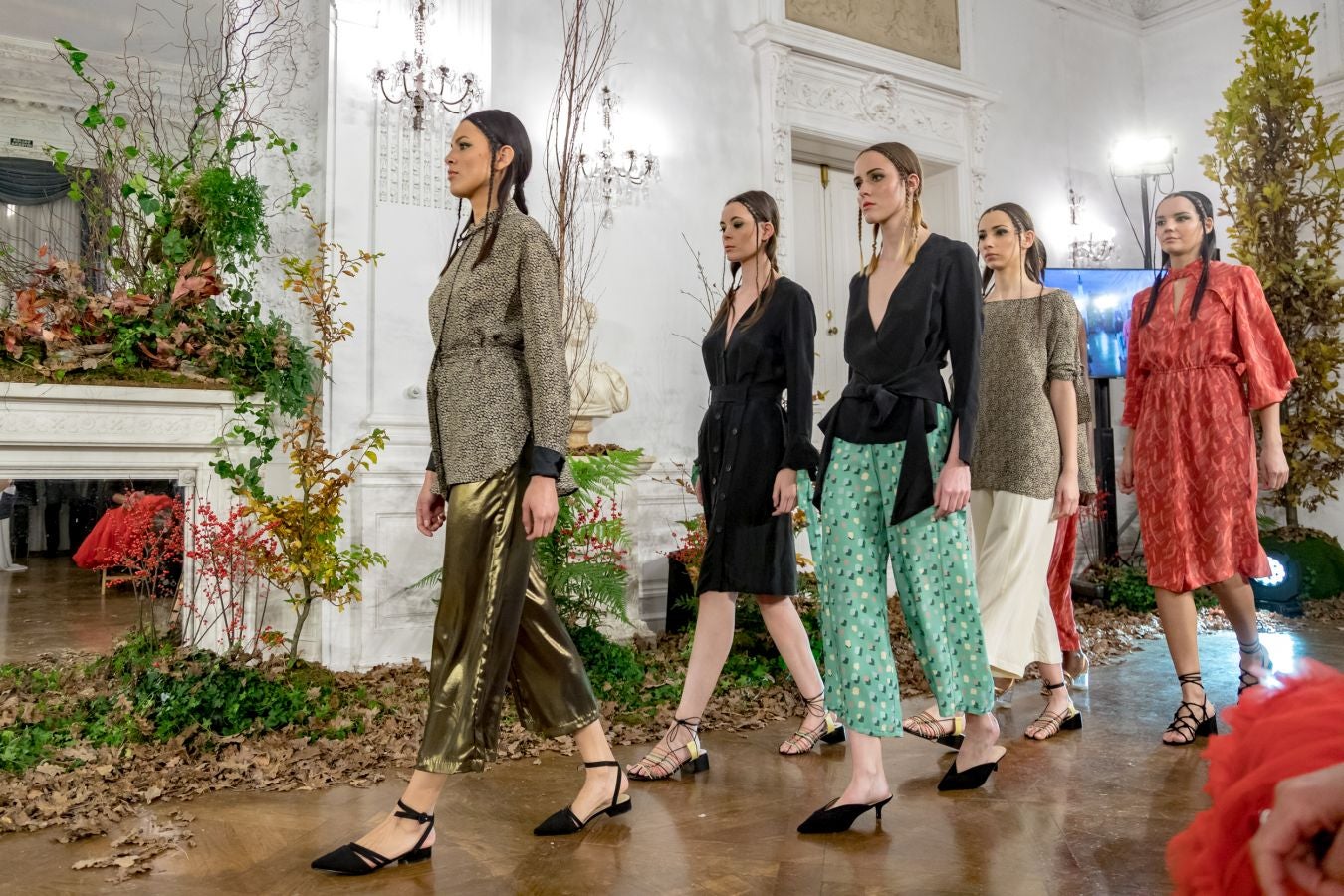 El desfile que tuvo lugar en el Palacio de Miramar abre la Semana de Prevención de Residuos de Gipuzkoa.