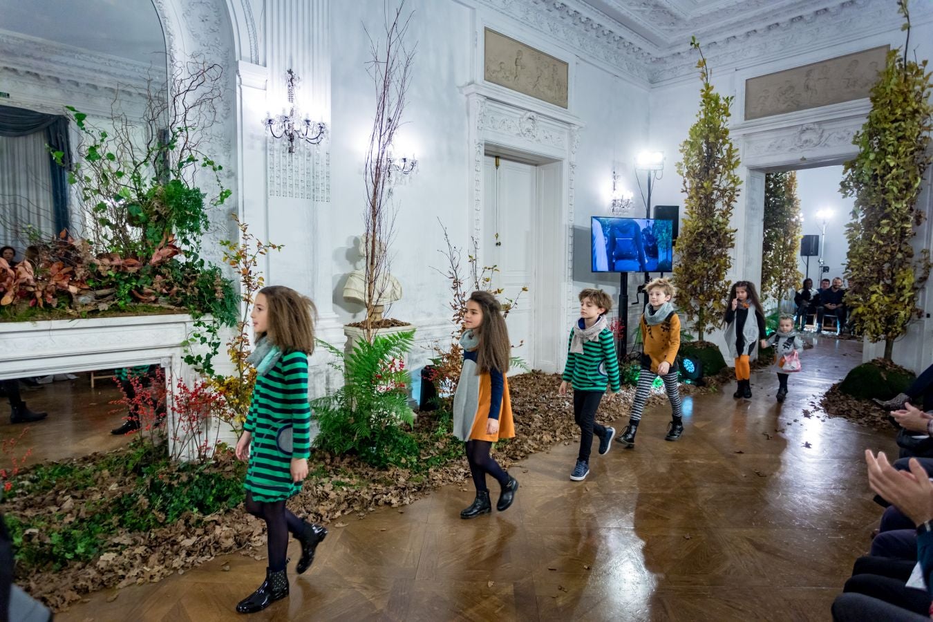 El desfile que tuvo lugar en el Palacio de Miramar abre la Semana de Prevención de Residuos de Gipuzkoa.