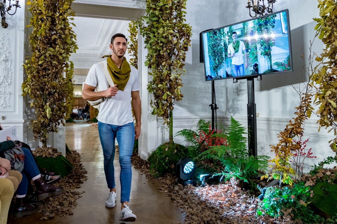 El desfile que tuvo lugar en el Palacio de Miramar abre la Semana de Prevención de Residuos de Gipuzkoa.