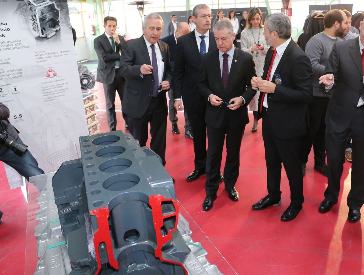 Fagor Ederlan estrena una nueva planta ubicada en Bergara y dedicada a la inyección de aluminio a baja presión. El grupo cooperativo ha invertido 55 millones de euros en esta nueva infraestructura