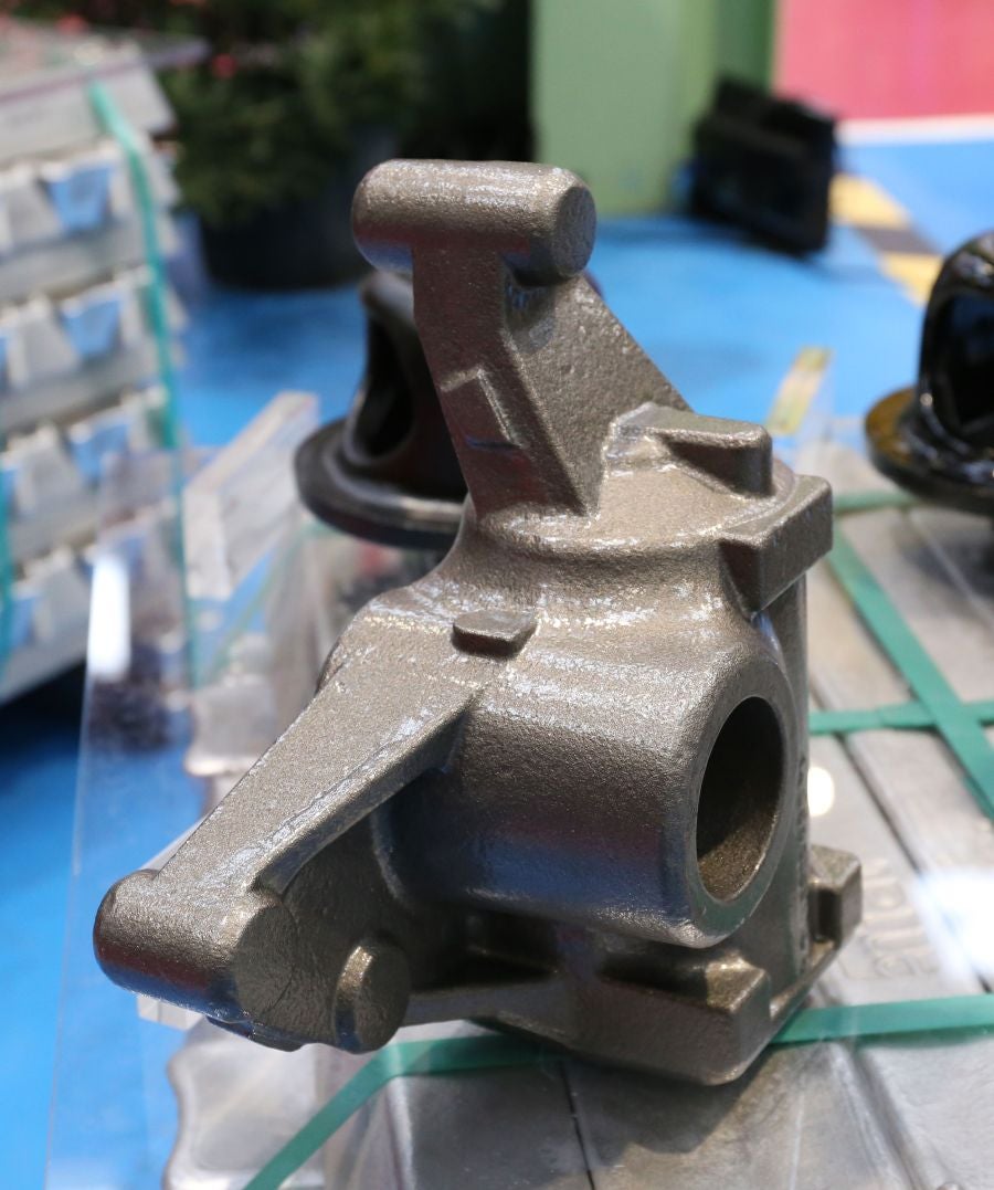 Fagor Ederlan estrena una nueva planta ubicada en Bergara y dedicada a la inyección de aluminio a baja presión. El grupo cooperativo ha invertido 55 millones de euros en esta nueva infraestructura