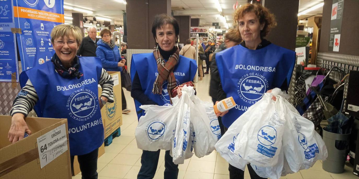 160 establecimientos se suman a la llamada del Banco de Alimentos de Gipuzkoa con el objetivo de que cada guipuzcoano done un kilo de alimentos para llegar a los 715.000