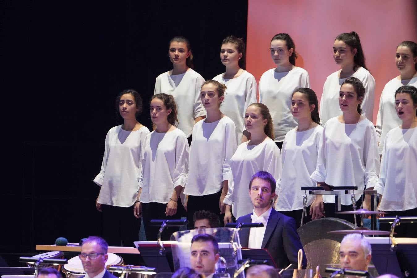 Éxito en una gala para celebrar las dos décadas de vida de los 'cubos'.