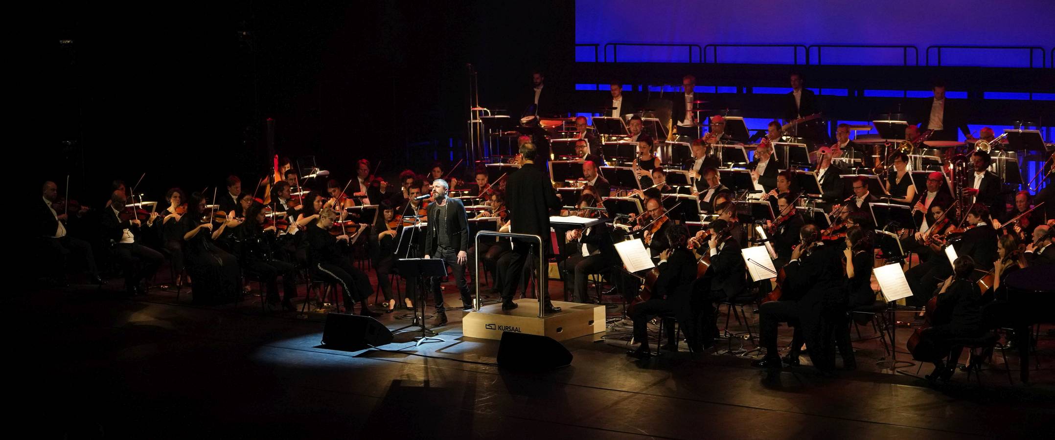 Éxito en una gala para celebrar las dos décadas de vida de los 'cubos'.