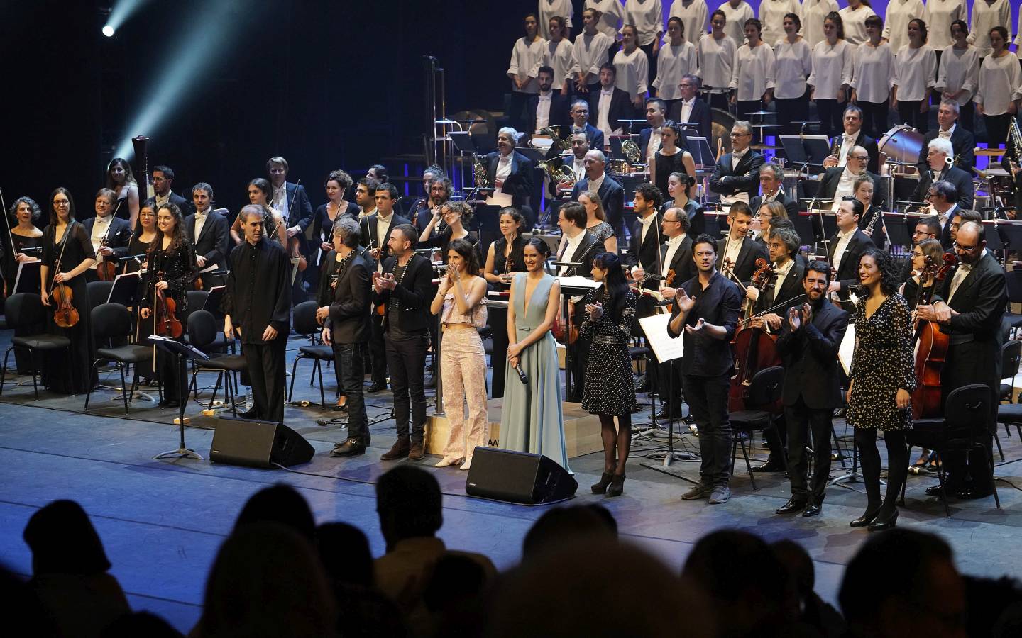 Éxito en una gala para celebrar las dos décadas de vida de los 'cubos'.
