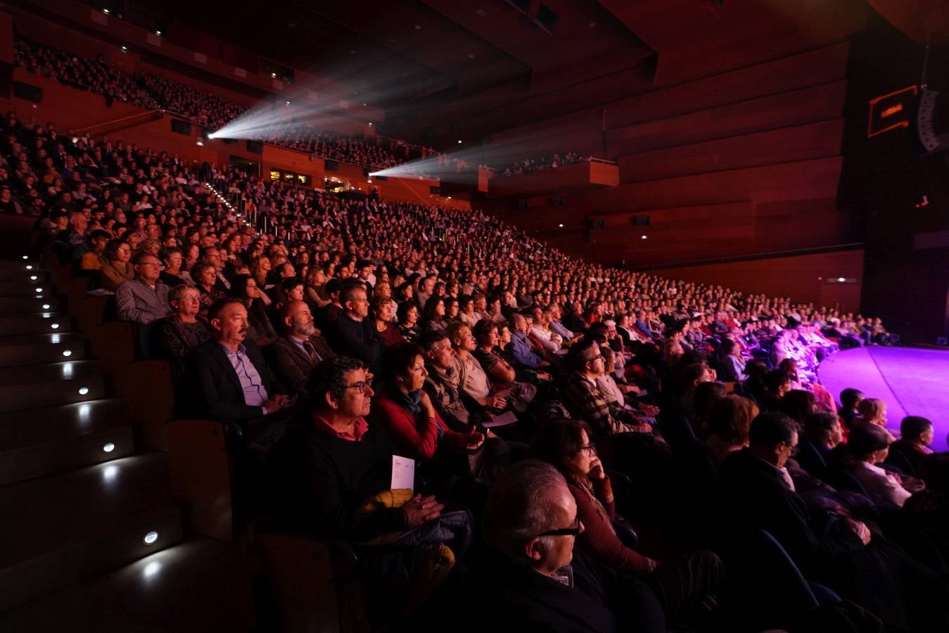 Éxito en una gala para celebrar las dos décadas de vida de los 'cubos'.