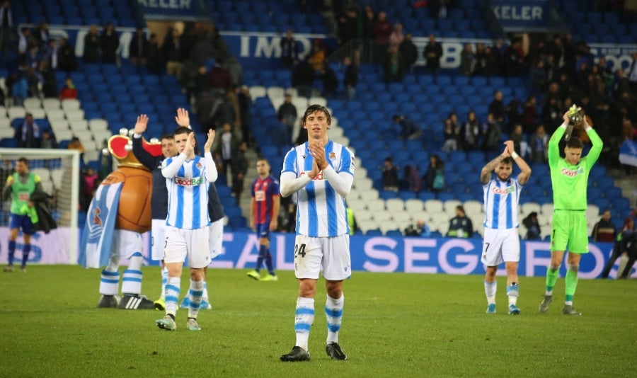 La Real Sociedad vence 4-1 al Eibar en el Reale Arena. 