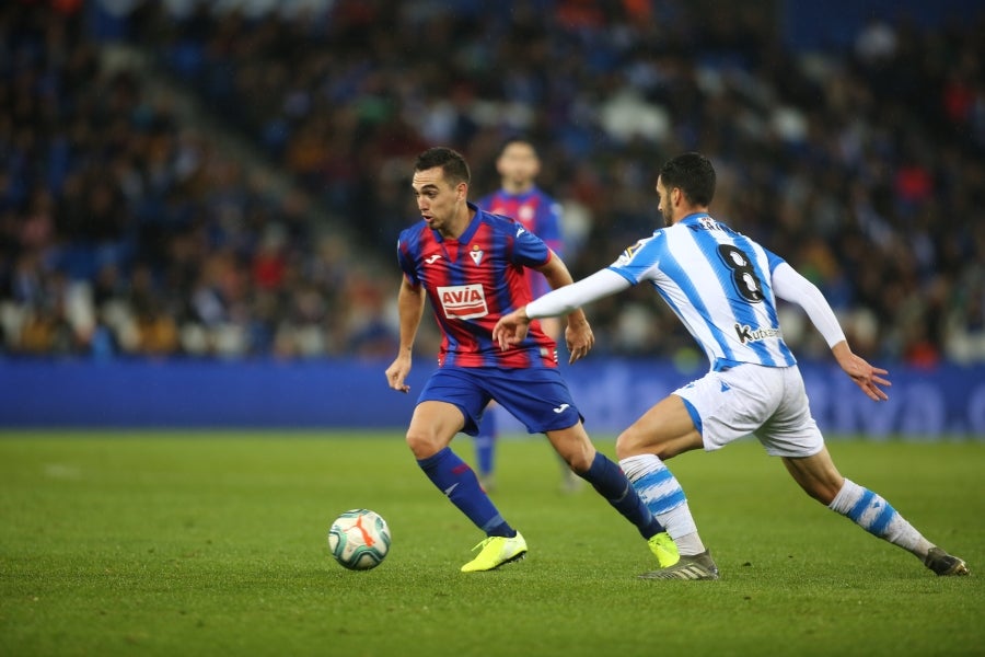 La Real Sociedad vence 4-1 al Eibar en el Reale Arena. 