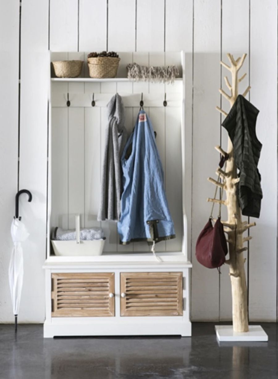 La primera impresión es la que cuenta. Los recibidores y las entradas deben ser prácticos, pero no perder a su vez el estilo y la esencia de la casa