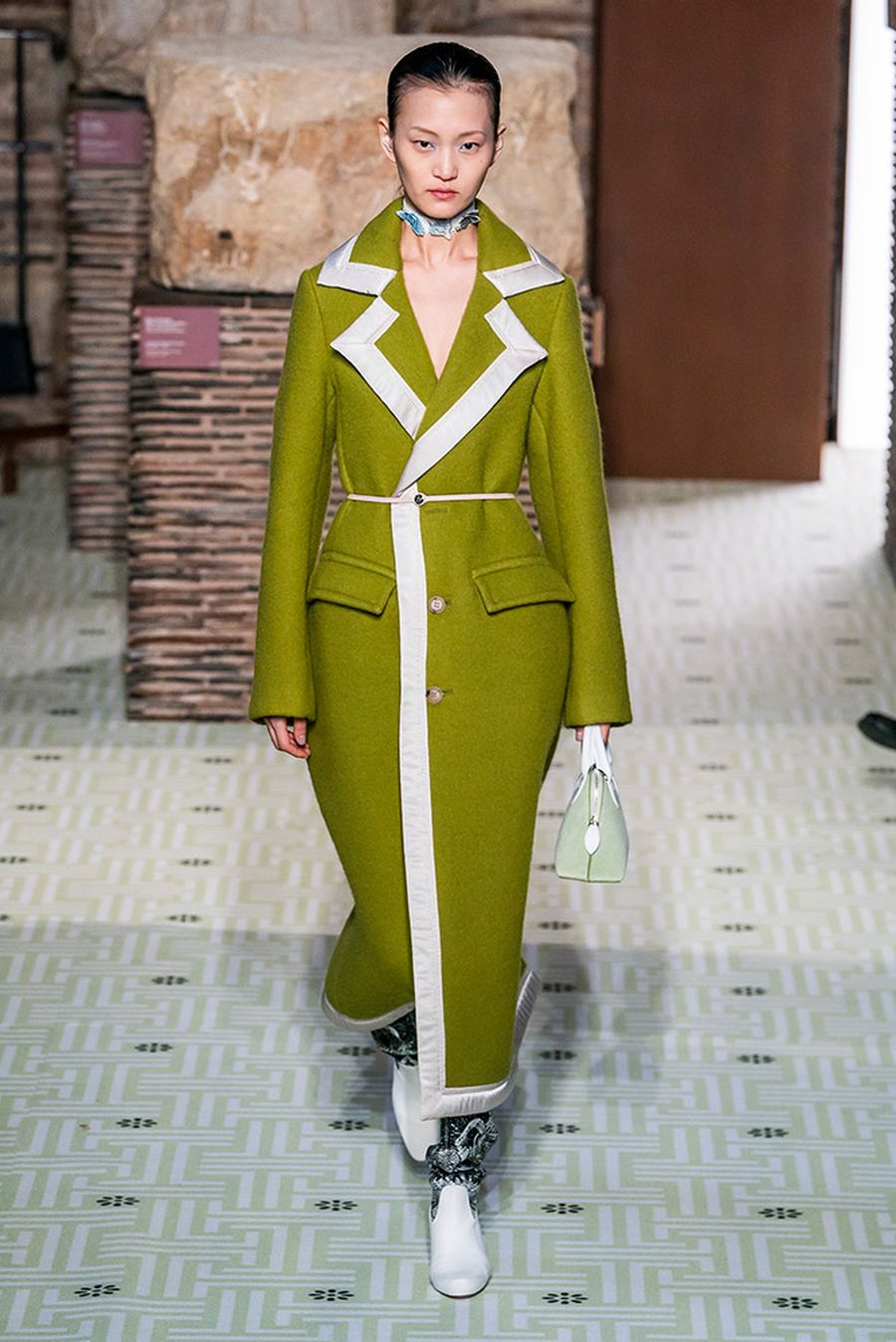 Verdes intensos y brillantes con un efecto muy luminoso