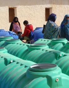 Imagen secundaria 2 - Los Amig@s de la RASD de Donostia buscan garantizar el derecho al agua potable en los campamentos de refugiados del Sahara