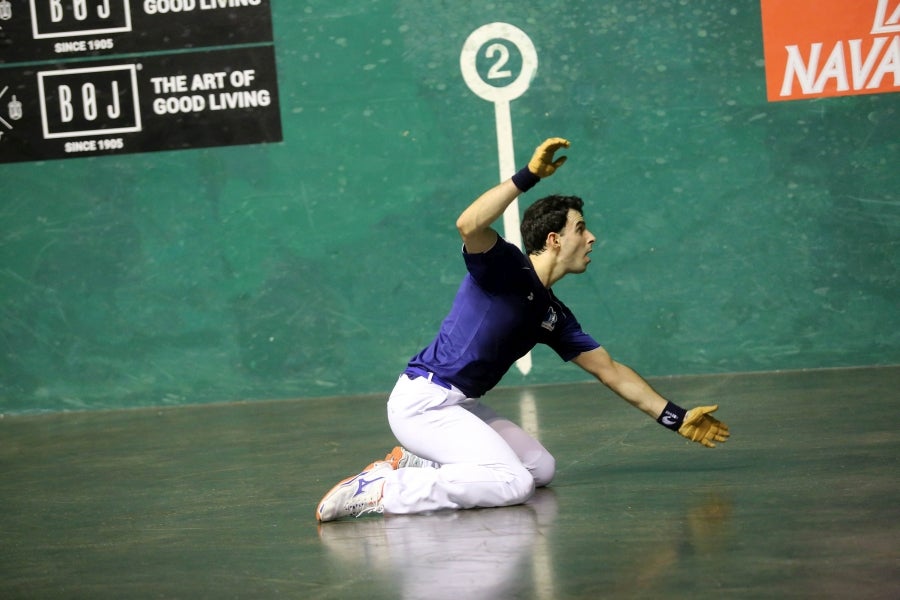 Fotos: Victoria de Altuna III y Ladis Galarza